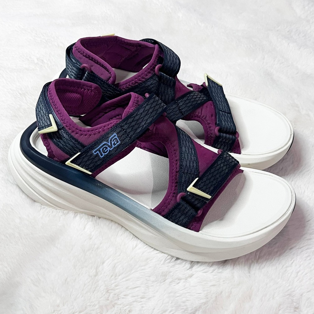 Teva Aventrail R2T Sandal‎ Phantom/Raspberry Coulis Size 10 NWOT